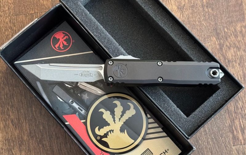 Microtech UTX-85 Gen IV T/E OTF Knife Black Aluminum, Apocalyptic M390MK by Tony Marfione (12334-10AP)