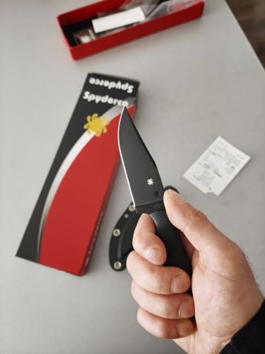Nóż Spyderco Street Beat FRN Black / Black Blade (FB15PBBK)