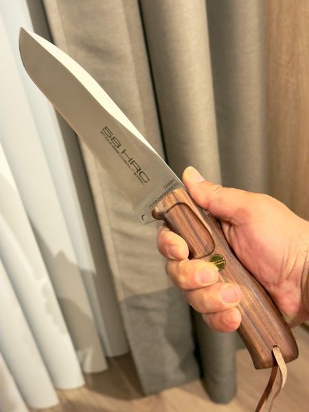 Extrema Ratio Dobermann IV Africa Knife Palisander Santos-Black Forprene, Satin N690 (04.1000.0184/AFR)