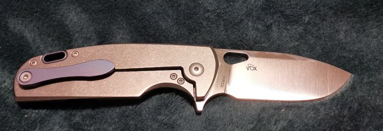Viper Kyomi Carbon Fiber, Satin N690 by Jesper Voxnæs Knife (V5932FC)