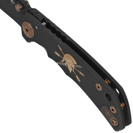 Spartan Blades Harsey Folder ''Gold Logo'' Titanium, Black PVD MagnaCut