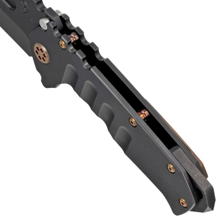 Medford Praetorian T DP Black DLC Titanium, Bronze HW/Clip, Black DLC S45VN by Greg Medford (MK0124PD-30PV-T1C1-BP)