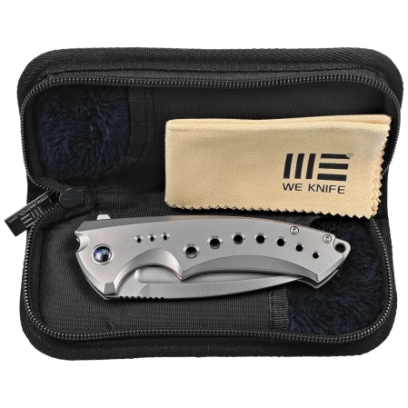 Nóż WE Knife Nexusia LE No 098/155 Bead Blasted Titanium, Bead Blasted CPM 20CV (WE22044-4)