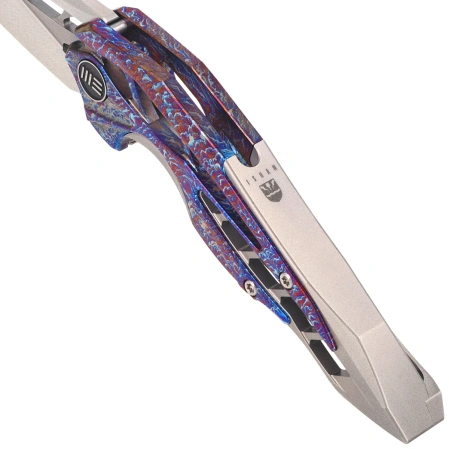 Nóż składany WeKnife Arrakis LE Gray / Flamed Titanium, Hand Rubbed Satin Vanax by Elijah Isham (906K)